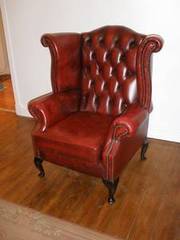 3 piece red chesterfield suite £370